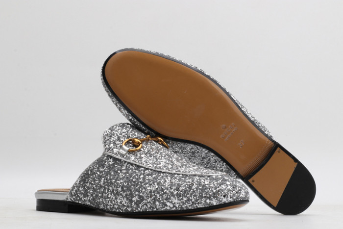 guc loafer
