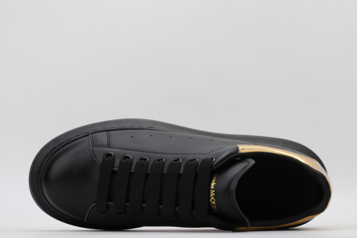 alex mcqu sneakers