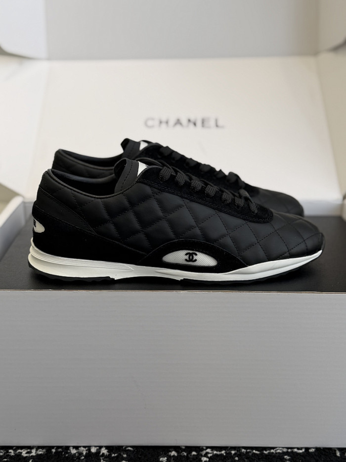 CN LOW TOP TRAINER CC SNEAKERS 21010939