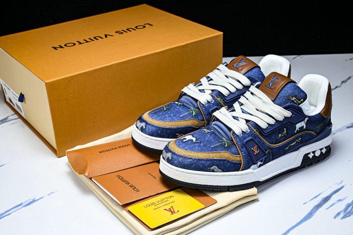 LOVT SNEAKER lv-306
