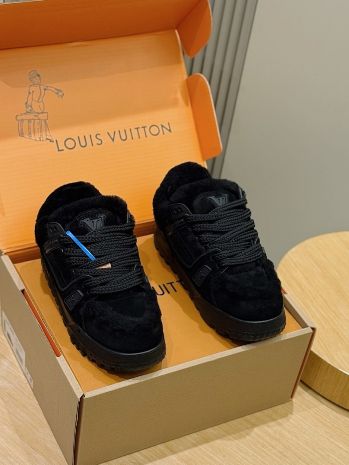 LOVT SNEAKER lv-501