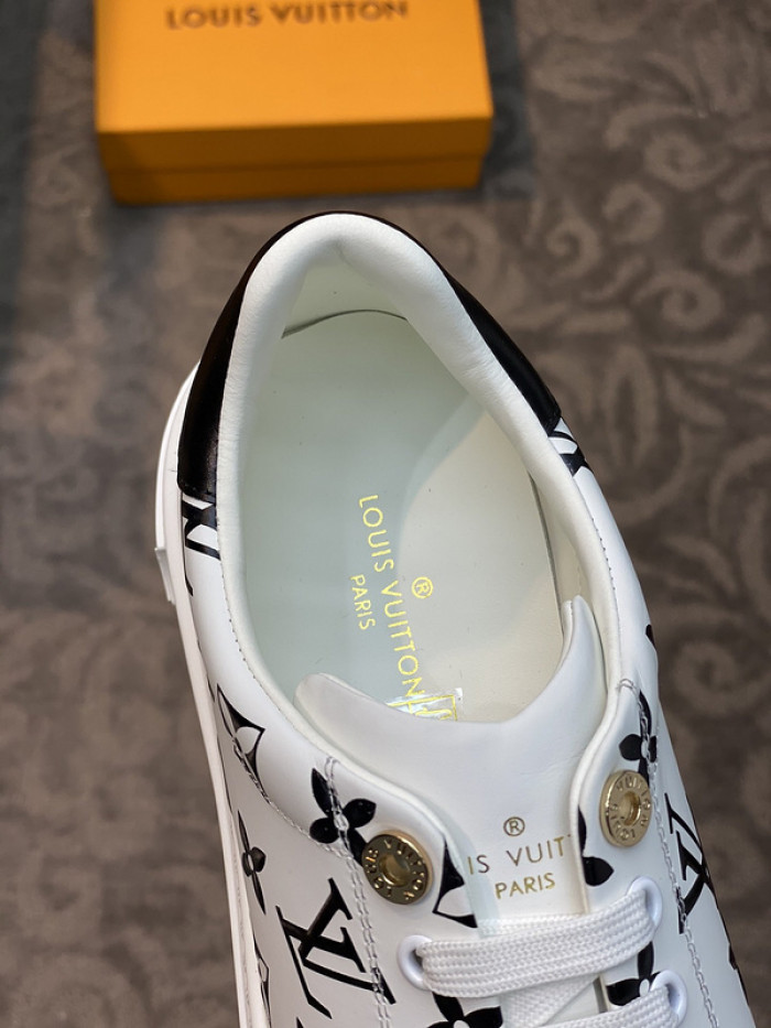 lovt sneaker