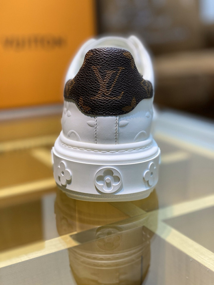 lovt sneaker