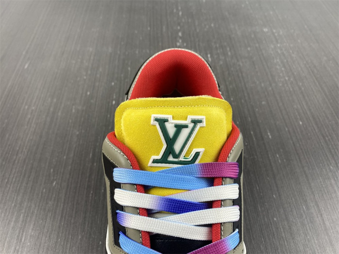 lovt sneaker