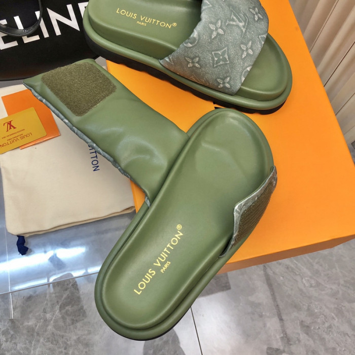 lovt sandal