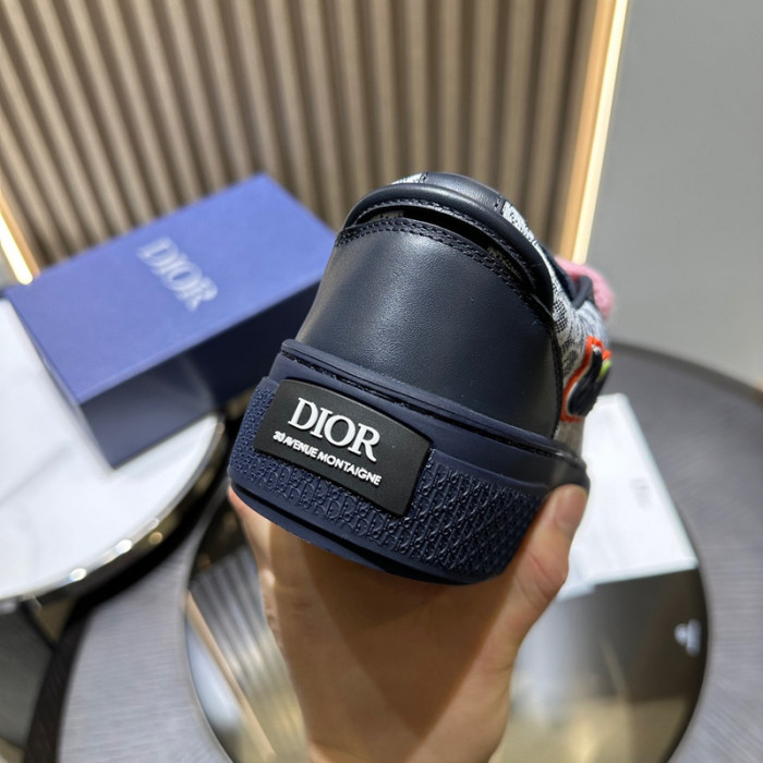 DR B33 LOW-TOP SNEAKERS DR-95
