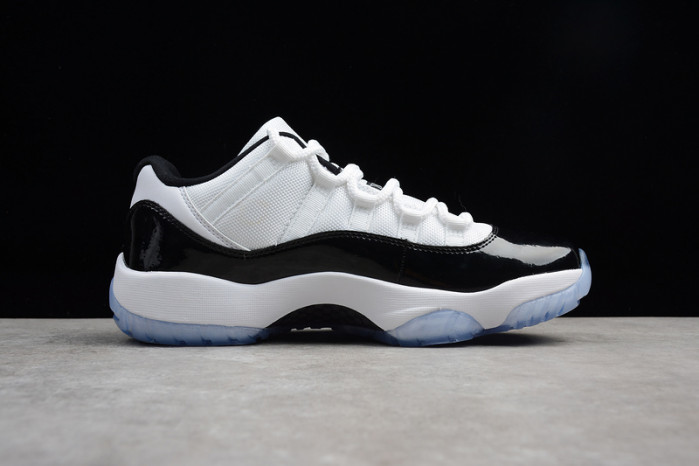 air jordan 11 low emerald 528895-007