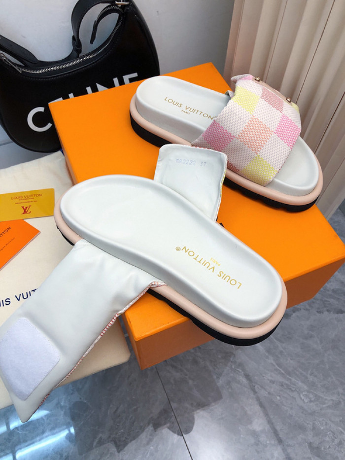 lovt sandal