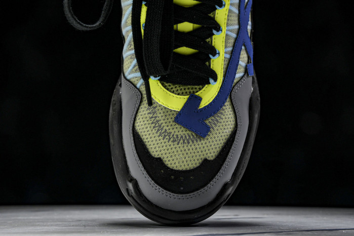 OF C/O ODSY-1000 SNEAKERS ow-56