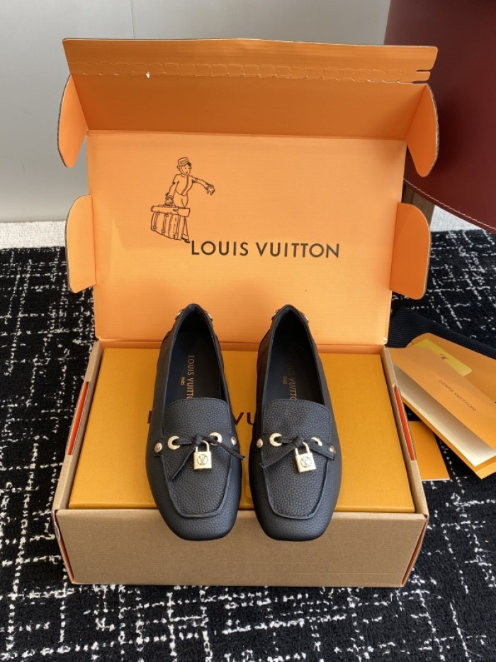 LOVT SNEAKER lv-384