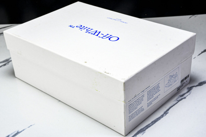 OF SNEAKERS ow-54